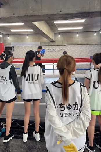 ラウンドガール ボクシング見学 迫力が凄かったです💪 #ラウンドガール #ボクシング#dangan#dangangym#格闘技