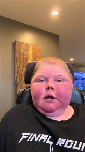 Trying the @ONE Brands Reese Peanutbutrer protein bar from Matthew and Randi, Wholly Drangon Fruit from Dawson, & @PRIME Cherry Freeze. Also please check out. @finalroundkickboxing_fit They offer kickboxing classes. #fyp #proteinbar #foodreview ##healthy##glutenfree