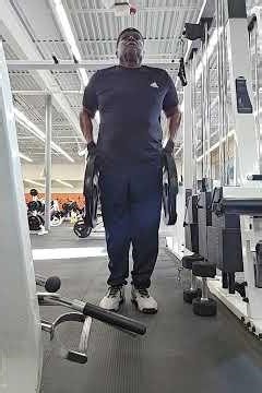 #shoulder raises #45lb plates