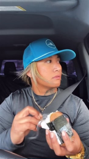 TEDZ✌🏼 | #TeddiSurfs ☀️🌴 🏖️🌊🏄‍♀️🍻😎 #vrstl #no1trickpony Thanks Megz for getting me in the ocean. Thank you @javelin_garcia_kealoha for the capturing... | Instagram