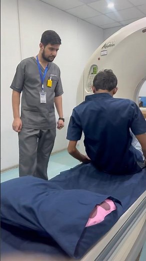 CT Chest (HRCT) Step-by-Step | Educational Case of a Young Male Patient