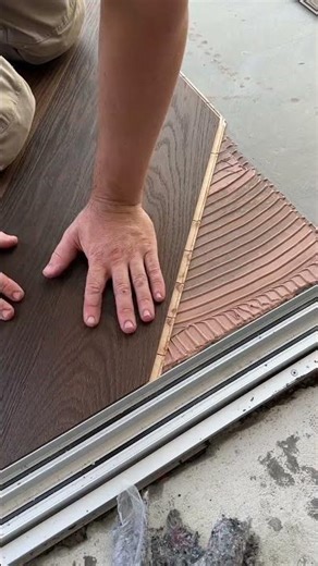 Millimeterarbeit trifft Design: Fischgrät bis zur Schiebetür – geht das überhaupt? #shorts