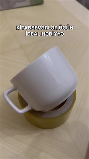 2 ay sonra bu səhifədə kitabsevərlər üçün bir çox hədiyyə çeşidi olacaqq. İzləmədə qalın💖 . . . . #serendipitybooks #kitabsifarişi #bookshop #books #kitab