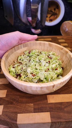 Bayerischer Krautsalat - Rezept mit Speck und Zwiebeln