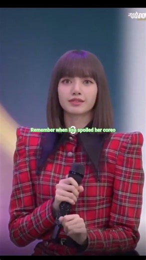 Remember when Lisa accidentally spoiled Money's😅😅😅😅🤣 Choreo? #blackpink #lisa#shorts #viral