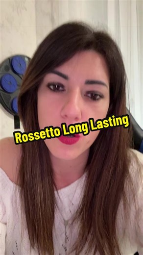 Rossetto Long Lasting a lunga durata, questa che indosso io la colorazione 06