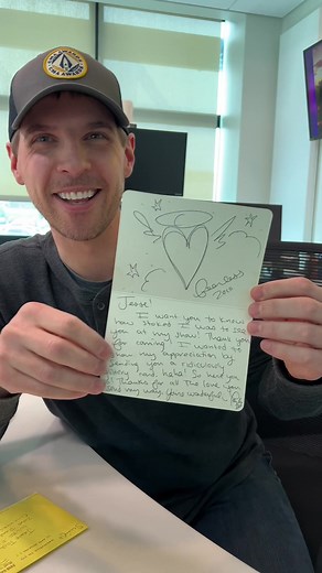 @taylorswift wrote me a thank you note back in 2010!