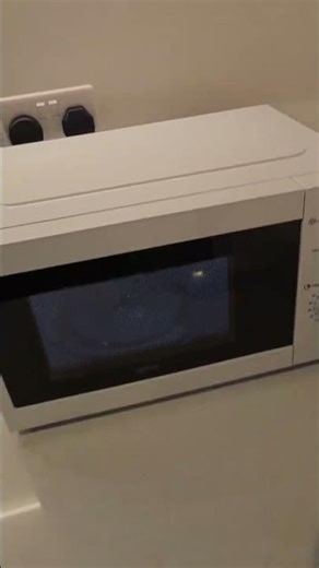 How To Guide - How to use the microwave