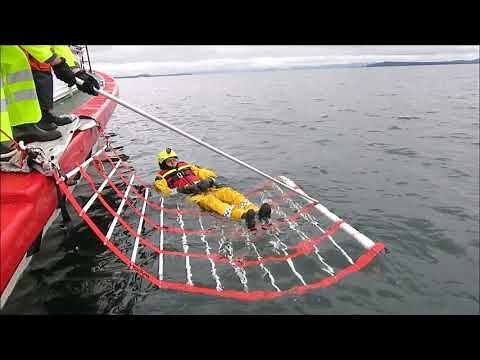 Man overboard recovery with Dacon Rescue Frame