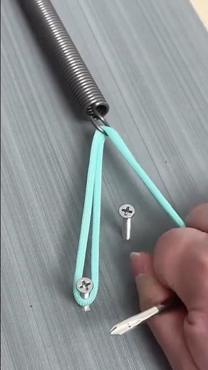 Easy trick to pull a spring using rope. Simple method, safe handling, and very satisfying to do.