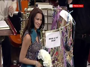 One of my concerts at the Last night of the Proms, at the Royal Albert Hall in London, performing a Romanian song by George Grigoriu, Muzica 🎶❤️ | Angela Gheorghiu