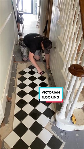 Victorian Flooring Installation for a Stunning Hallway Transformation