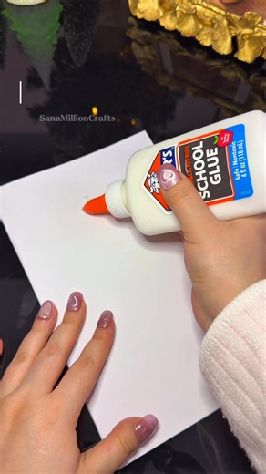 Sana Usmonova on Instagram: "🎄Easy Christmas Gift Card🎄 #christmas #diy #gift #giftcard #holidayseason"