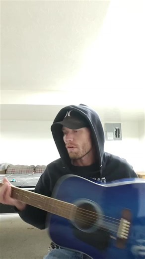 monster VS squid (@sniffleshifty)’s videos with original sound - monster VS squid