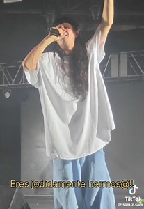 Toco mi corazón en el 2022 con Miss You, literalmente me acompañó en una etapa de mi vida algo difícil, jamás podrá irse de nuestras mentes y corazones. Gracias por tu música Oliver ❤️‍🩹