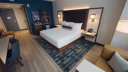 As one of Michigan's most popular casino hotels, we invite you to experience everything Turtle Creek Casino & Hotel has to offer. 🙌 Start by finding the 🛏️ room that’s right for you. Looking for a view of Grand Traverse Bay and the surrounding countryside? Try one of our balcony rooms. Book your room today: https://bit.ly/3FMOdyy | Turtle Creek Casino & Hotel