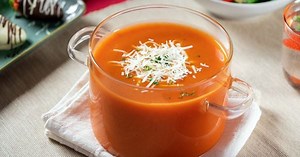 Orijinal Tarifi Burada: Domates Çorbası - Yemek.com