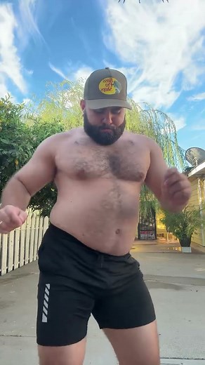 Dancing bear! #beefymuscle.com #beefy #massive #muscle #musclebear #musclehunk #bulky #pecs