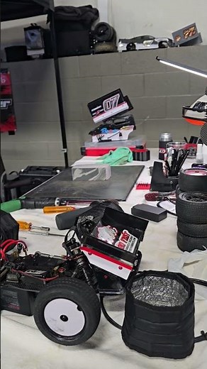 RC Tire Warmer Install at Motorama RC Oval Race Harrisburg #rcoffroad #rcmod #rcpart #rcfun