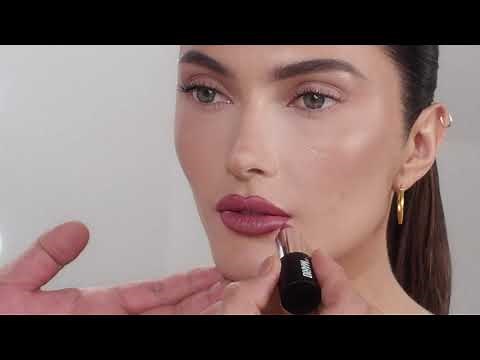 Makeup By Mario's Lip Lift Technique with SuperSatin™ Lipstick