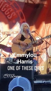 EMMYLOU HARRIS #oneofthesedays #emmylouharris #liveinconcert #LivePerformance #EarlScruggs #musicfestival #classiccountry #livecountrymusic #womenofcountrymusic #originalreel #originalvideo #fbreelspost #reelspostfb #reelspost | The Country Music Lounge