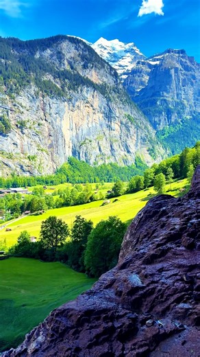 one of the most beautiful Place on Earth ￼#lauterbrunnen #switzerland #swiss #swissbeauty