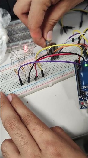 Mira 👀🔍‼️, incluye la pantalla Oled I2C a tus circuitos 👷🏾‍♂️ #robotica #arduino #paratiiiiiiiiiiii
