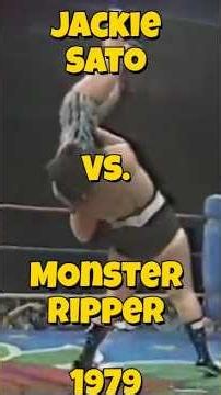 Jackie Sato vs. Monster Ripper - AJW - 1979 #womenswrestling #JackieSato #sato #MonsterRipper #AJW