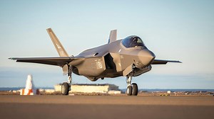 Super avion F-35, une facture qui explose le mur du son - Temps présent - Play RTS