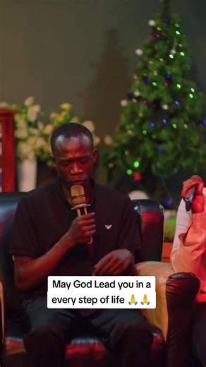 (Ofuge Yesu) - May God lead you in every step of life. #worship #fyp #altarcall256 #pastormakaiivan #wordcharge