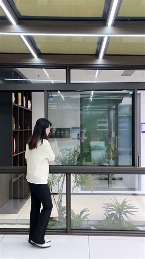 Sliding window is smoothly ans save space #home#slidingwindows