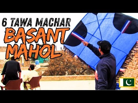 Flying Big Kite | EXTREME WINDS | KITE FESTIVAL
