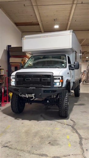 Expedition Truck x Camper Van