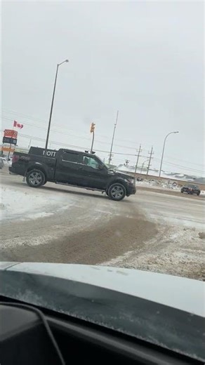 #driving traffic-1 at red light intersaction