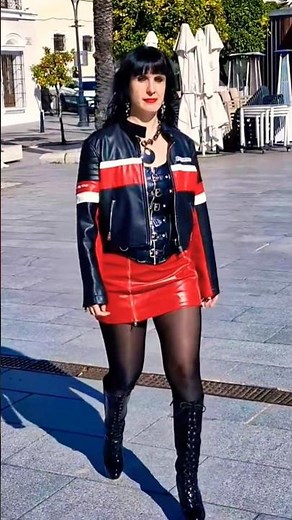 Victoria Devil. 🔴⚫️ Red & Black. Leather Street Walking. #leather #fashion #black #red #boots