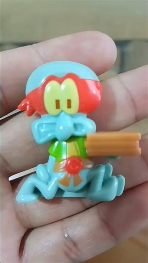 1/20: ¿El gruñón del grupo se volvió ninja? 🤔 Iniciamos la nueva colección de little bites.