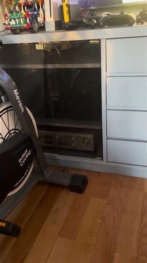 Sub bots are annoying.. get those sub bots away from my sub count…