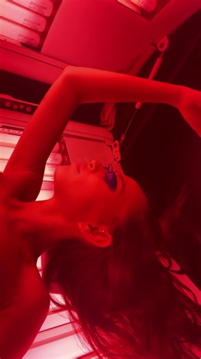 Head to toe #redlight #therapy into 2026 💋💋 - ##apassarawellness##gronskitable##livingmybestlife