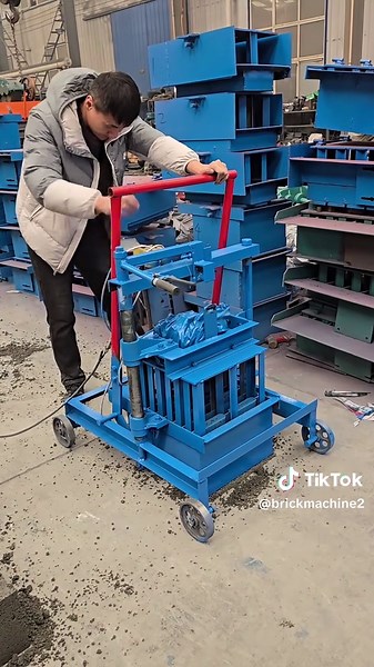 #brickmachine #blockmachine #blockmakingmachine #buildingblocks #brickmachinefactory