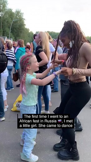 Viral Love & Happiness Moments from Russia