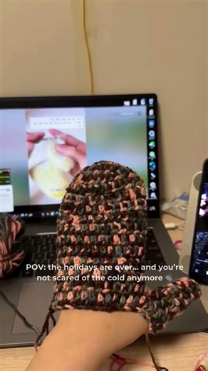 because these crochet mittens have your back be honest… who wants the pattern #crochetmittens #cr