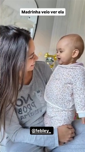 A MADRINHA DA MIA VEIO VER ELA #lucasbley #filha #madrinha