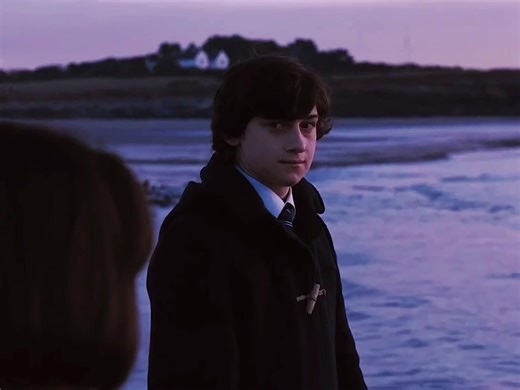 Submarine (2010): A Unique Coming-of-Age Film
