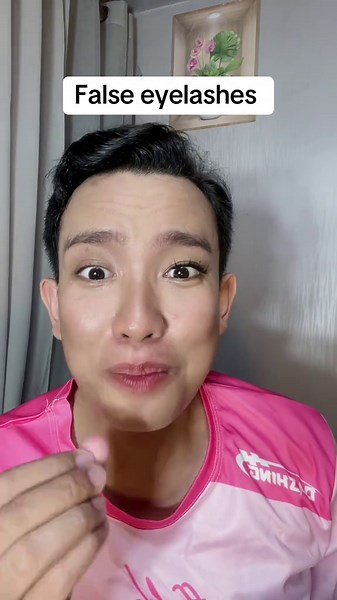 Ang bilis lang ikabit! #falseeyelashes