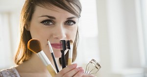 Apps to learn how to do makeup: a complete guide on your mobile