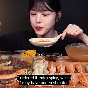 Today, before the summer ends, I'm going to eat naengmyeon which is spicy cold noodles!!! The weather has gotten cooler! It was so hot this summer, but I was able to recall happy memories thanks naengmyeon,,🩵 I can't choose between spicy and non-spicy ones, order both and combine them! I wanted to eat it with chewy dumplings today, so I brought two kinds of meat and kimchi! Naengmyeon was so good because it was cool, spicy, and sour👍🏻 Enjoy your meal too🙏🏻💕 | Yummy Boki