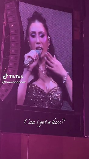 See You Again Live in São Paulo – Kali Uchis Performance