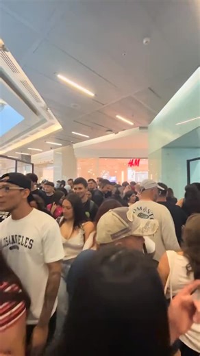 ❤️🇨🇱 𝗖𝗛𝗜𝗦𝗣𝗘𝗭𝗔 𝗖𝗛𝗜𝗟𝗘𝗡𝗦𝗜𝗦 🇨🇱❤️ on Instagram: "🧍🏻‍♂️ créditos: dianabecerratower"