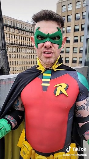@thegaycomicgeek #batman #batmancosplay #robin #robincosplay #justiceforgoth