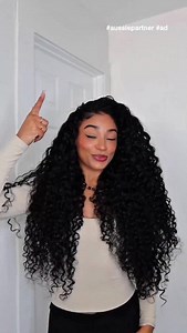 #ad #aussieparter Me and @aussiehaircare go wayyyy back!!💜🔒 And now I’m their iconic Curls Girl!! So I have to show you this full curly hair routine for under $20! I love the Miracle Curls Leave-In Detangling Milk, Frizz-Taming Cream and Instant Freeze Sculpting Gel! Comment your favorite curly hair hacks…maybe for a little surprise🤭 | Jasmine Brown